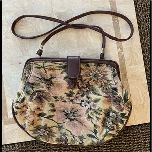 Almond vintage tapestry handbag